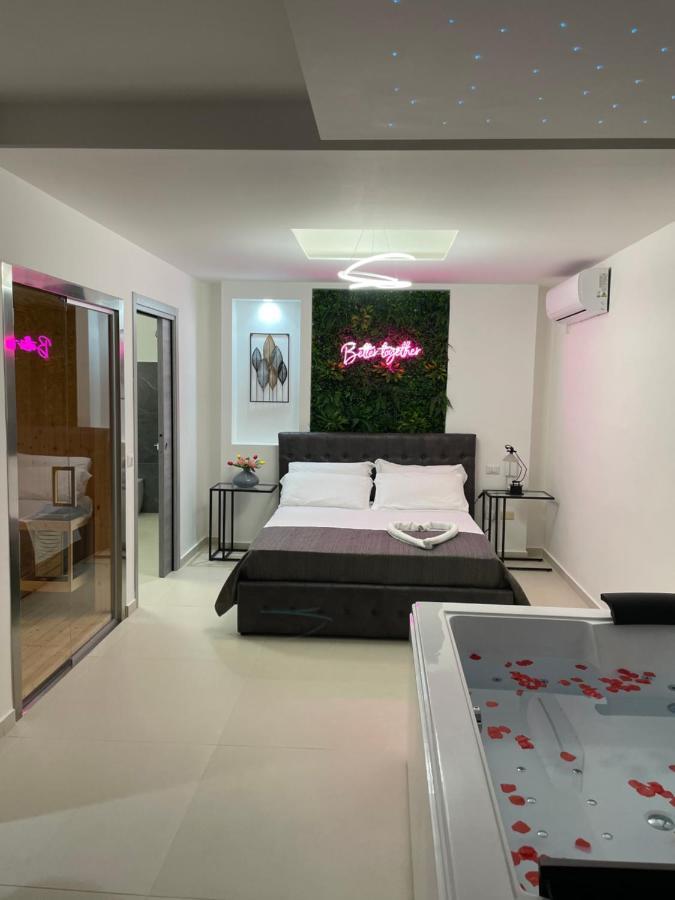 Arizona Motel Кастел Волтурно Екстериор снимка