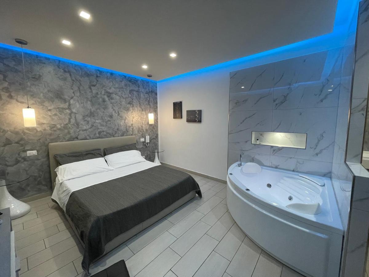Arizona Motel Кастел Волтурно Екстериор снимка